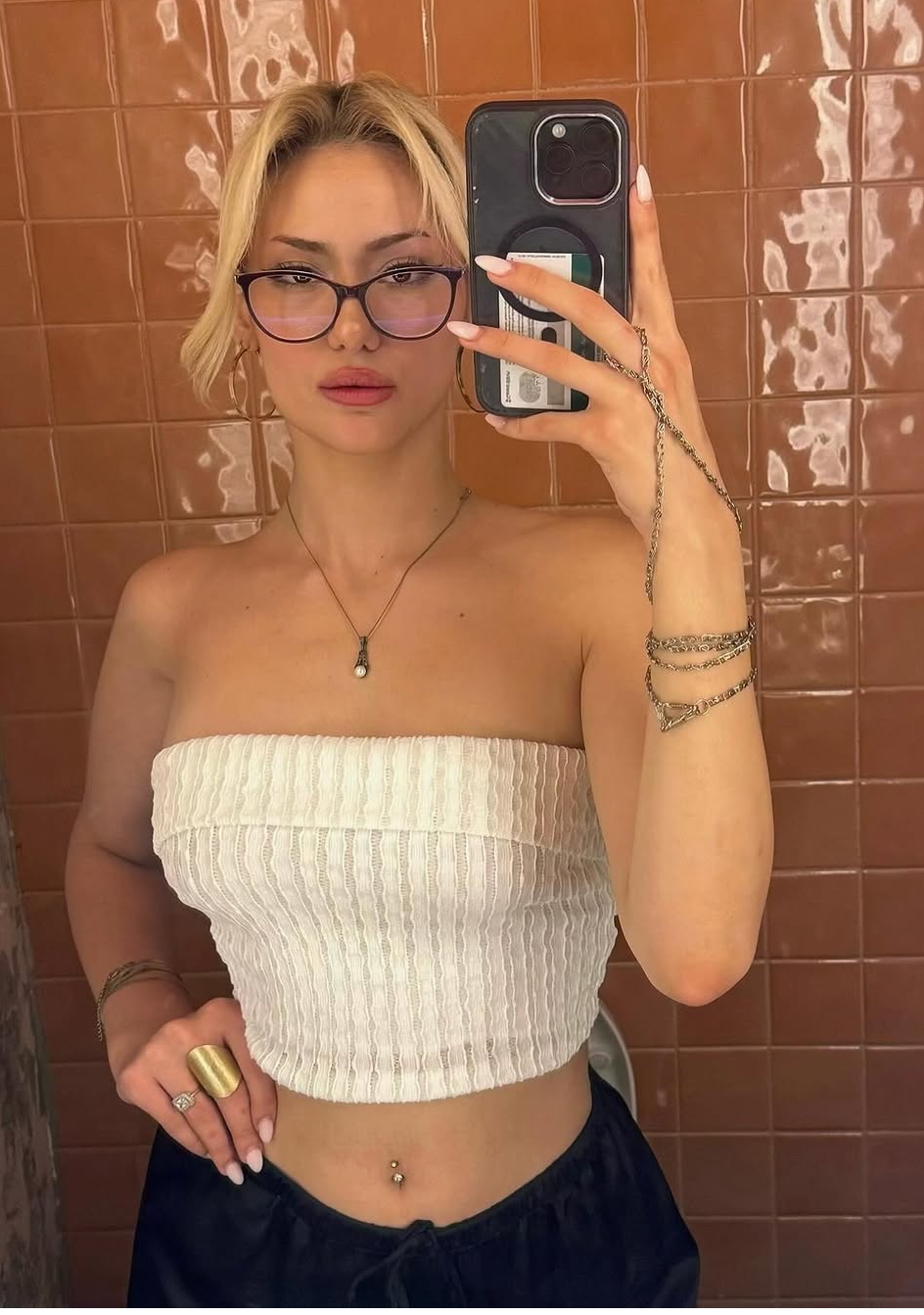 Burçalık Afgan Escort Bayan Oya