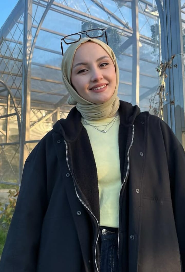 Bilecik Zengin Escort Bayan Alara