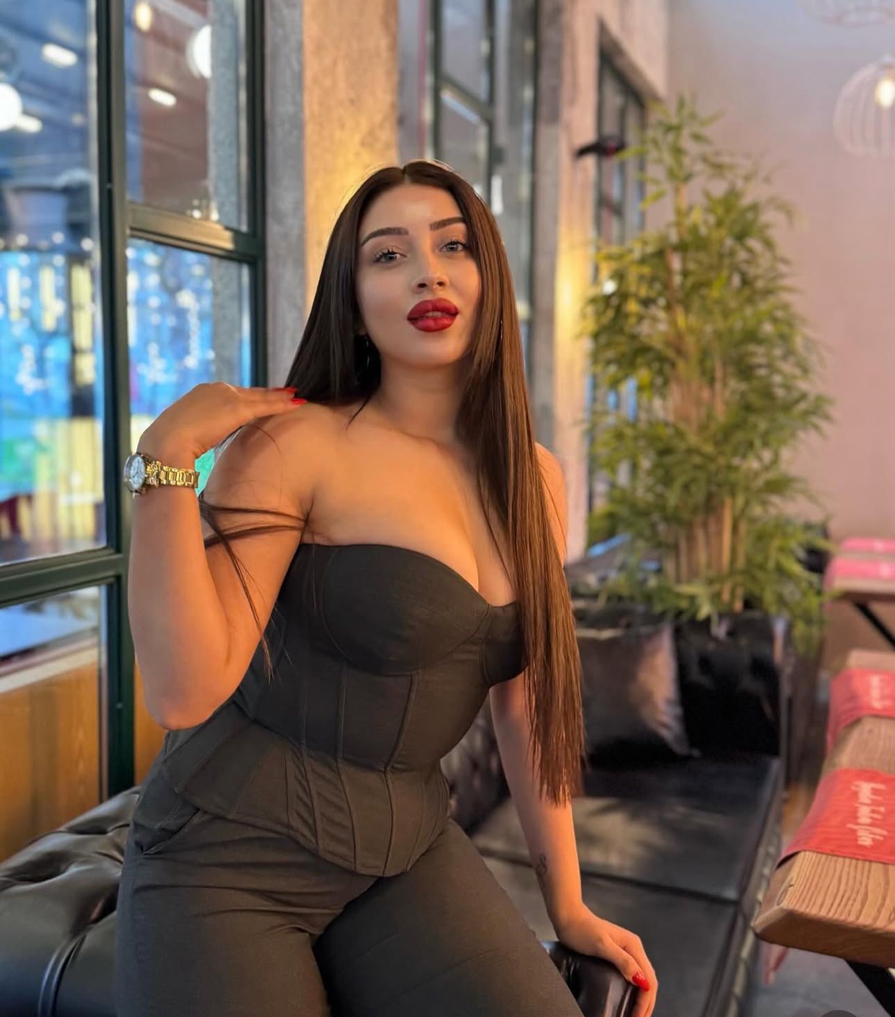 Deresakarı Efsanevi Partner Escort Bayan Maya